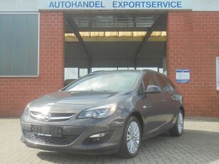 оштетен караван Opel Astra J Sports Tourer Edition