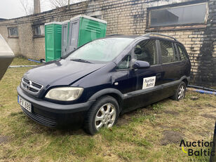 мини комбе Opel Zafira