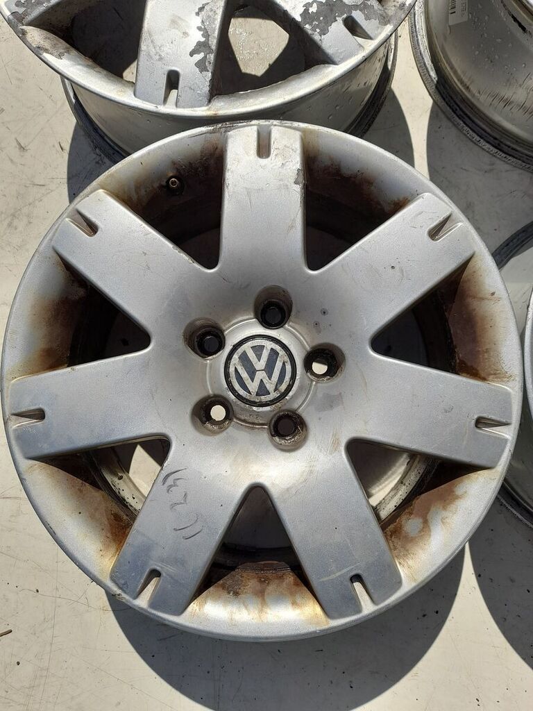automobile wheel rim Volkswagen 2.5 TDI