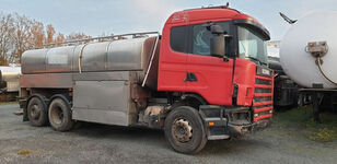 камион-цистерна за млеко Scania 114L 340