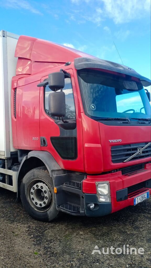 камион фургон Volvo FE300