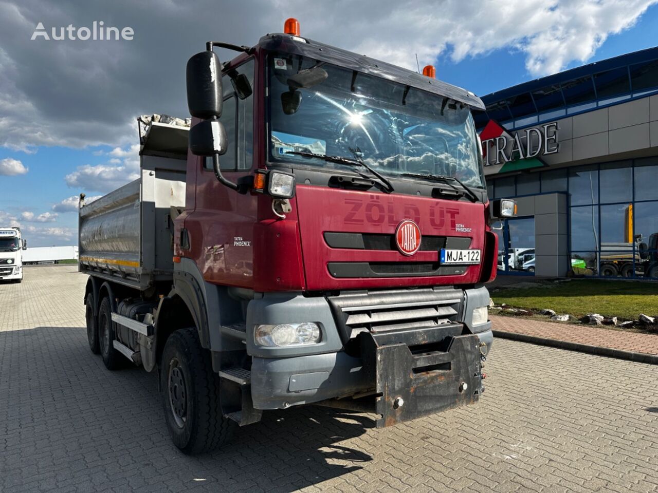 камион кипер Tatra Pheonix 8P5R33