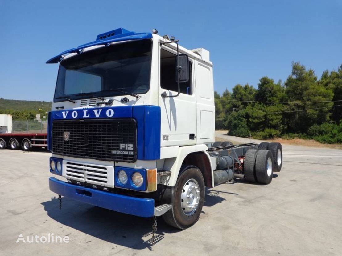 камион-шасија Volvo F12