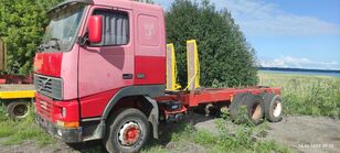 камион за превоз на дрва Volvo FH12