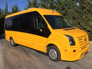 школскиот автобус VOLKSWAGEN Crafter 2.5 TDI