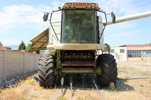 комбајн CLAAS Lexion 480 за делови